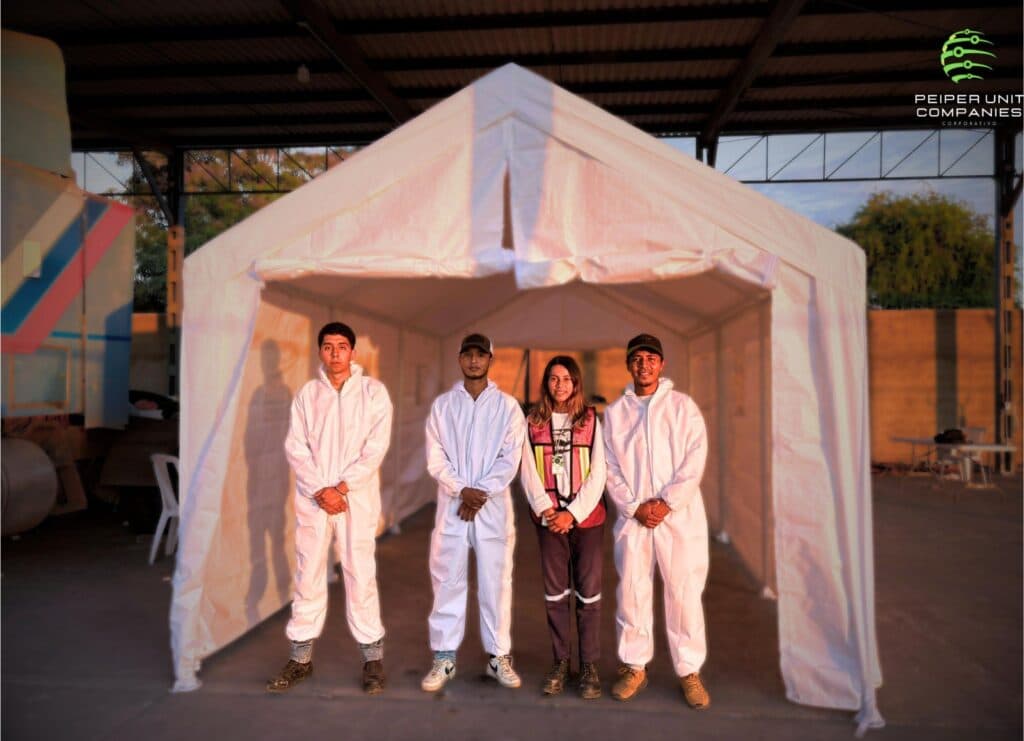 Servicios de detallado vehicular y de maquinaria